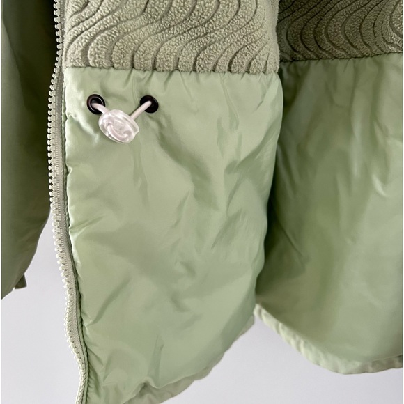 Columbia Women’s Spring Jacket - Picture 3 of 4